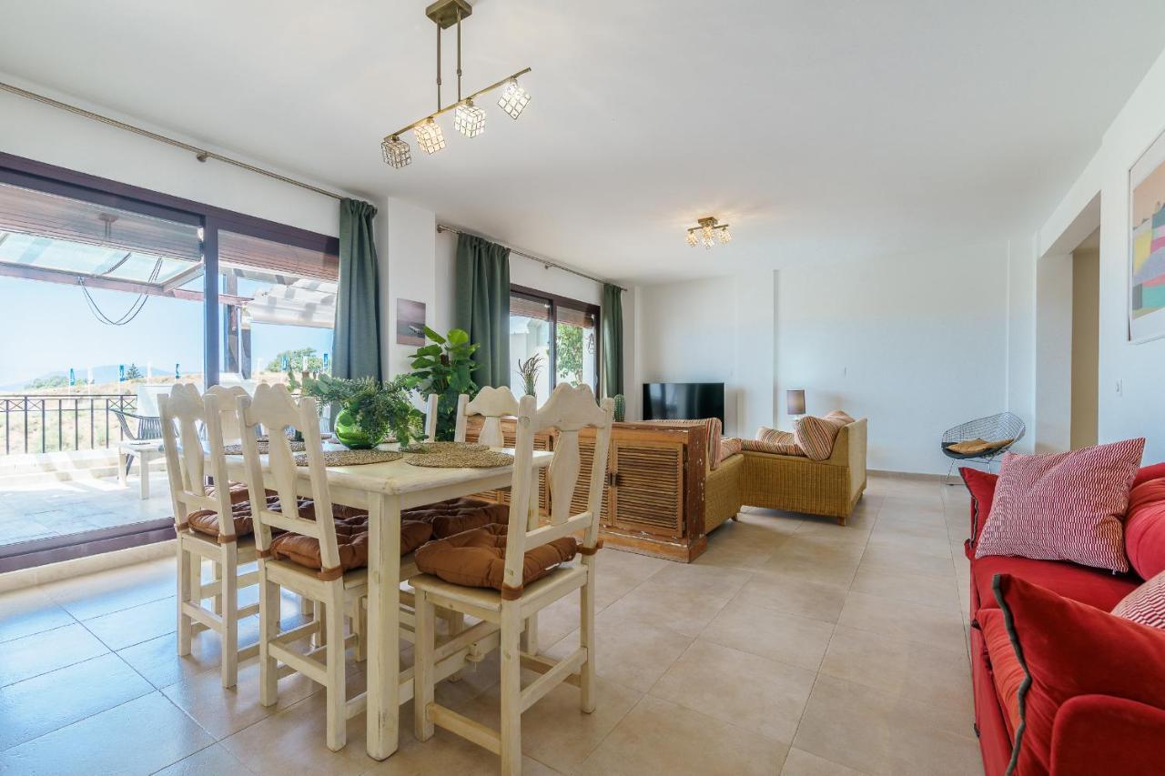 Fantastico Atico Duplex En Marbella Apartment Exterior photo